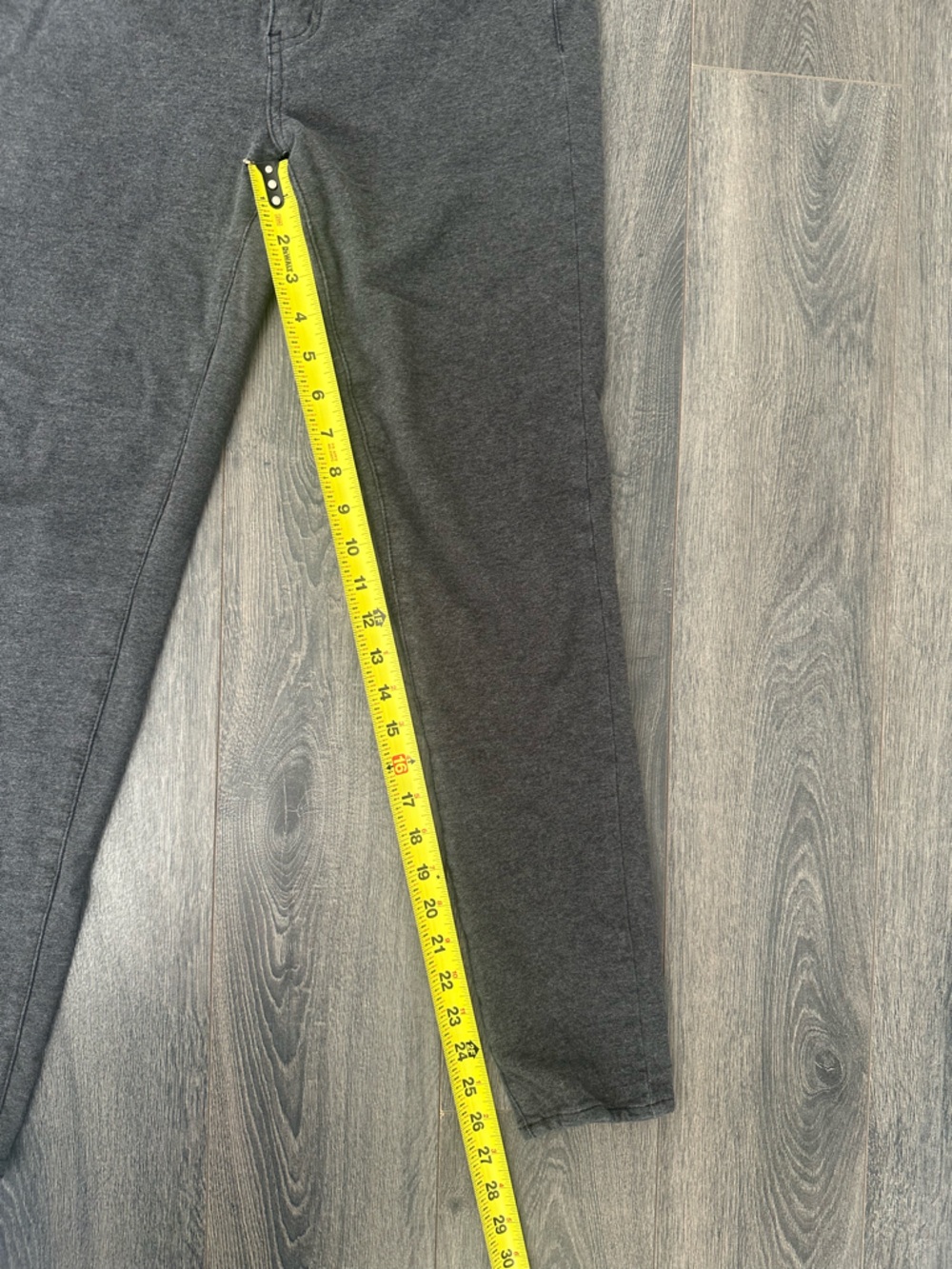 EUC American Eagle Outfitters Women's Dark Gray Skinny Stretch Jeggings Size 10 - Picture 5 of 8